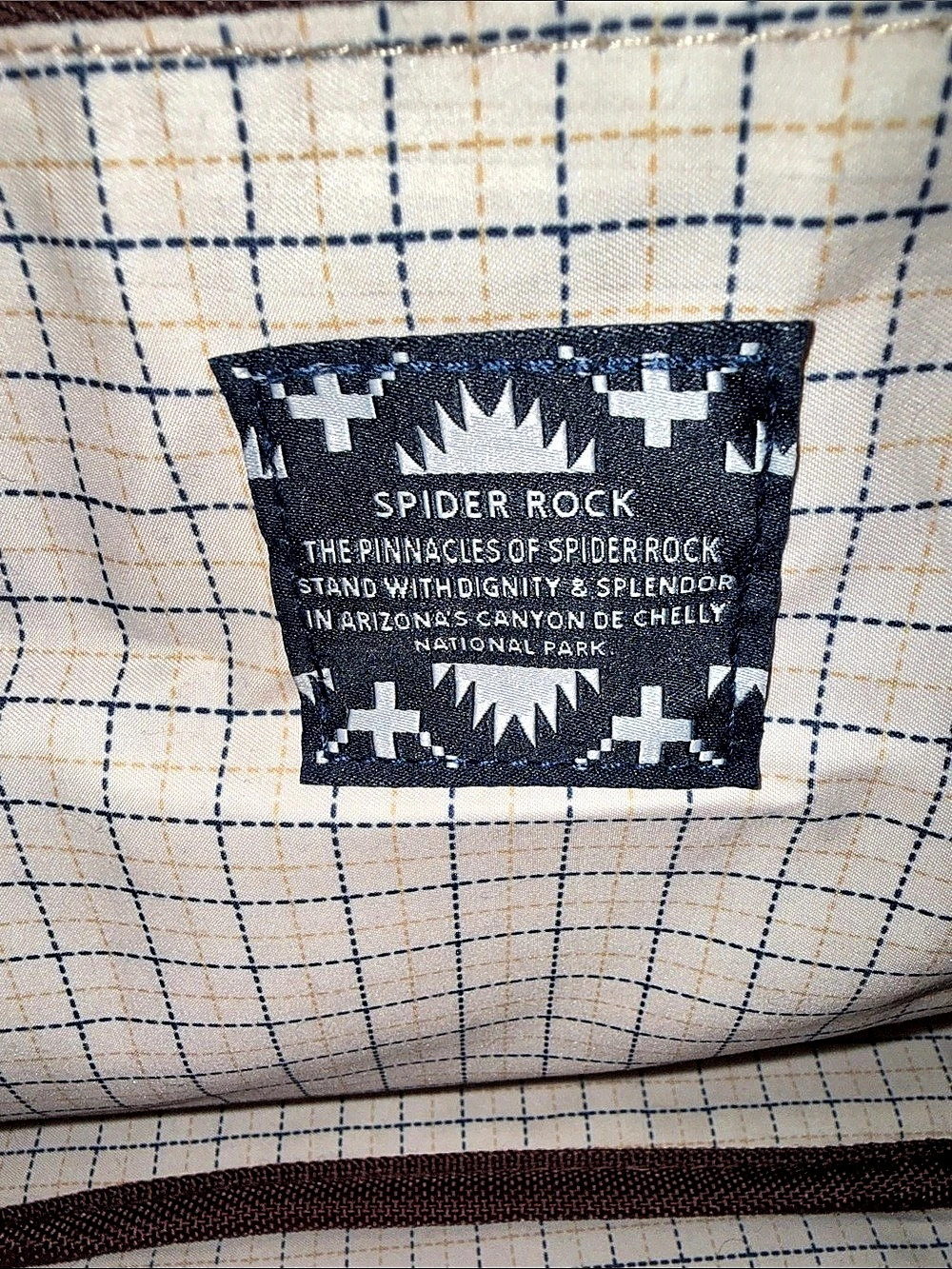 Pendleton Spider Rock Rolling Duffel Red & Black - Picture 4 of 7
